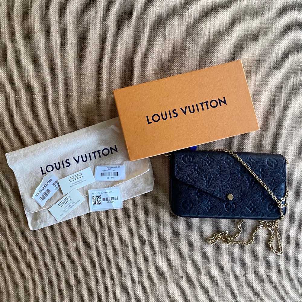 Authentic Louis Vuitton pochette felicie
